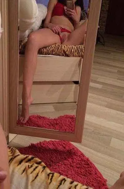 Ella Svelvik